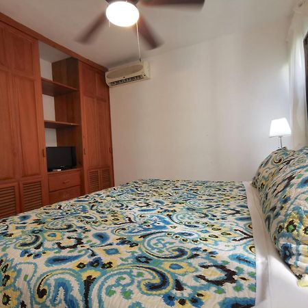 Tropical Villas At Los Corales Beach - Caribbean Rentals Fzco Punta Cana Room photo