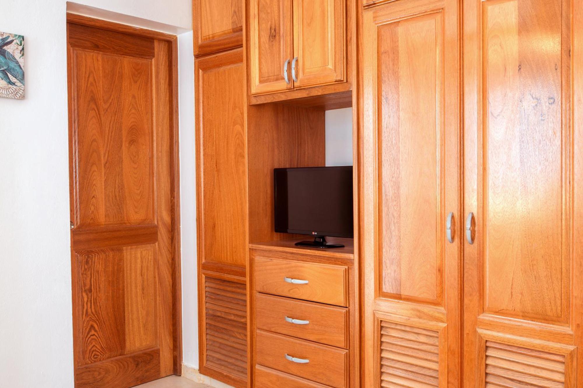 Tropical Villas At Los Corales Beach - Caribbean Rentals Fzco Punta Cana Room photo