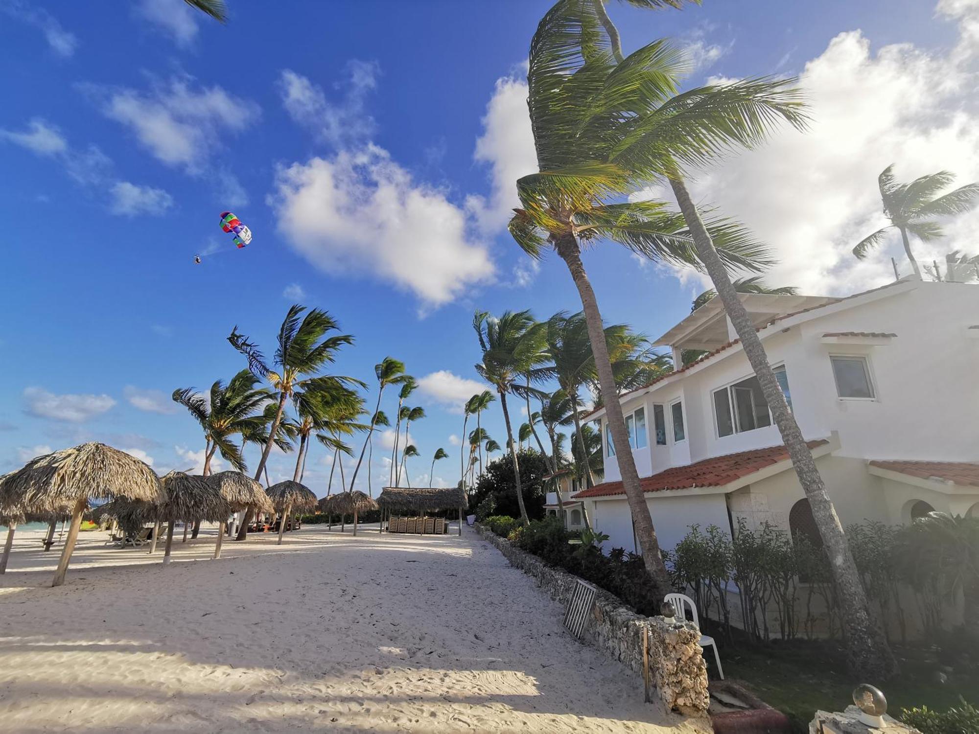 Tropical Villas At Los Corales Beach - Caribbean Rentals Fzco Punta Cana Room photo
